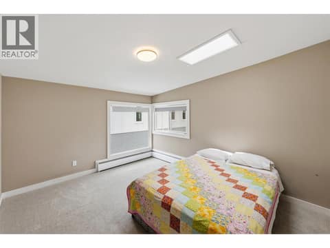 Photo 16 of 1322 Ridgedale Avenue, Columbia/Duncan, Penticton