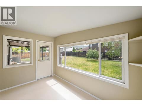 Photo 21 of 1322 Ridgedale Avenue, Columbia/Duncan, Penticton