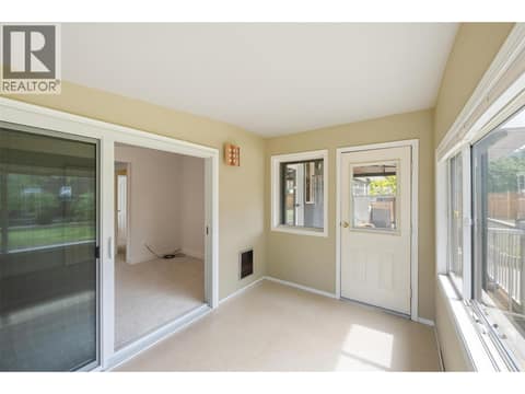 Photo 22 of 1322 Ridgedale Avenue, Columbia/Duncan, Penticton
