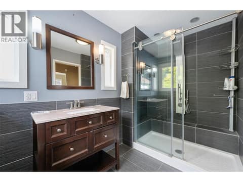 Photo 29 of 1322 Ridgedale Avenue, Columbia/Duncan, Penticton