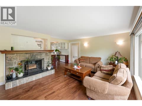 Photo 7 of 1322 Ridgedale Avenue, Columbia/Duncan, Penticton