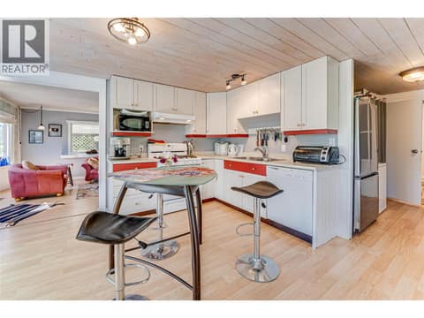 Bright open kitchen at 2727 Lakeshore Road Unit# 106, Okanagan Landing, Vernon