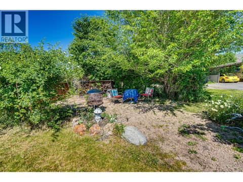 Fire pit area at 2727 Lakeshore Road Unit# 106, Okanagan Landing, Vernon