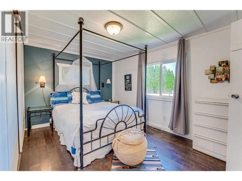 Primary bedroom at 2727 Lakeshore Road Unit# 106, Okanagan Landing, Vernon