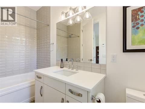 4PC Ensuite at 683 HAVENCREST Court, Predator Ridge, Vernon