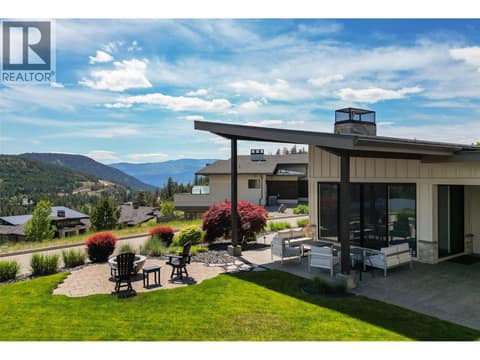 Beautiful Outside Space for Entertaining at 683 HAVENCREST Court, Predator Ridge, Vernon