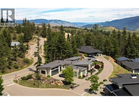 Gorgeous One Level Home at 683 HAVENCREST Court, Predator Ridge, Vernon