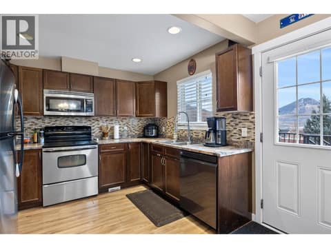 Photo 3 of 930 Stagecoach Drive Unit# 17, Batchelor Heights, Kamloops
