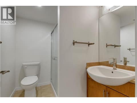 Photo 15 of 4205 27 Street Unit# 206, Harwood, Vernon