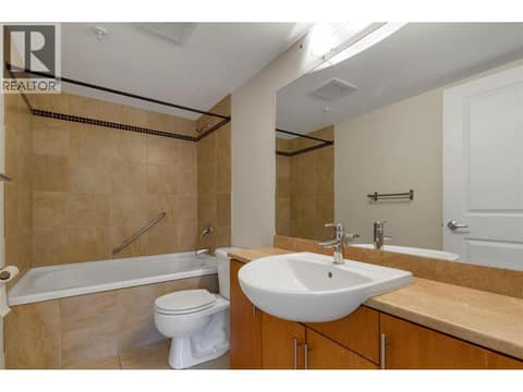 Photo 19 of 4205 27 Street Unit# 206, Harwood, Vernon