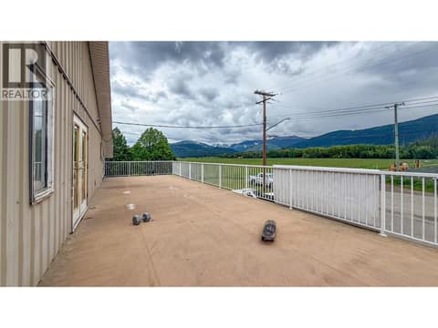 Photo 32 of 1415 Dyffryn Road, Lumby Valley