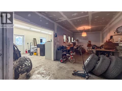 Photo 4 of 1415 Dyffryn Road, Lumby Valley