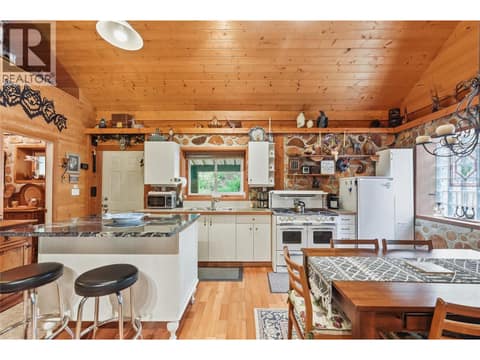 Photo 9 of 2534 Green Mountain Road, Penticton Rural