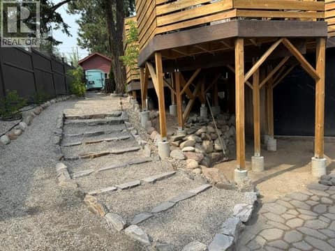 Photo 13 of 3037 Country Hills Lane, Glenrosa, West Kelowna