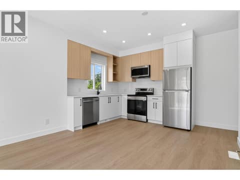 Photo 4 of 3109 15th Avenue, City of Vernon