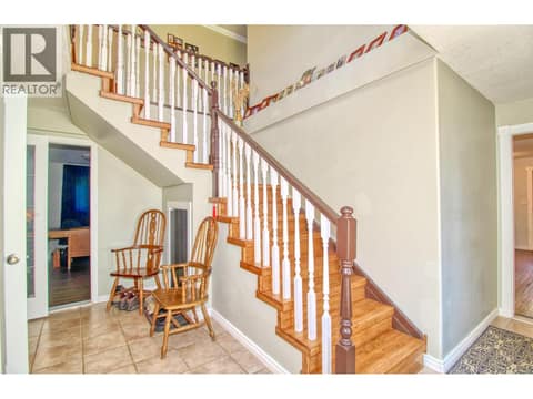 Ground floor entry foyer at 393 Northern View Drive, Okanagan North, Vernon