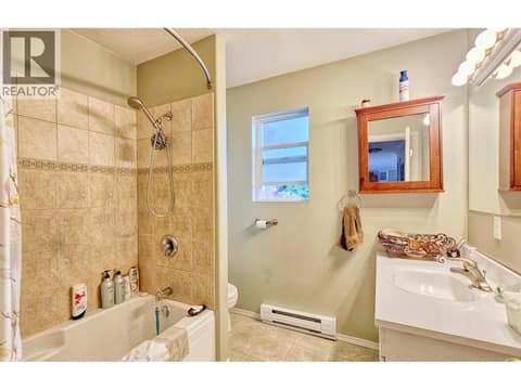 Main floor bath #2 at 393 Northern View Drive, Okanagan North, Vernon