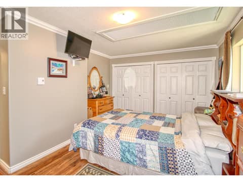 Primary bedroom at 393 Northern View Drive, Okanagan North, Vernon