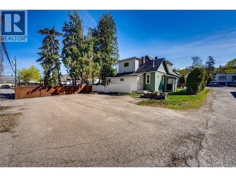 Photo 20 of 3008 26 Street, City of Vernon