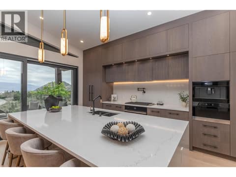 Photo 6 of 18657 McKenzie Court, Summerland Rural