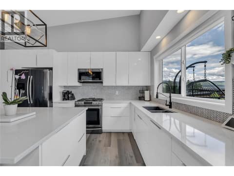 Photo 15 of 7210 Dunwaters Road, Fintry, Kelowna