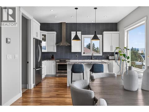 Photo 7 of 1086 Aurora Heights, West Kelowna Estates