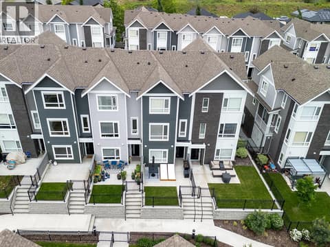 3-Bedrooms + Den | 3-Bathrooms | 1,434 sqft | Lake Country at 13098 Shoreline Way Unit# 62, Lake Country North West
