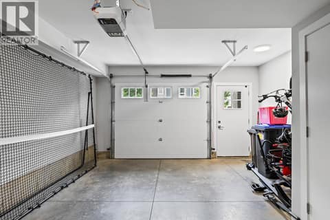 Garage at 13098 Shoreline Way Unit# 62, Lake Country North West