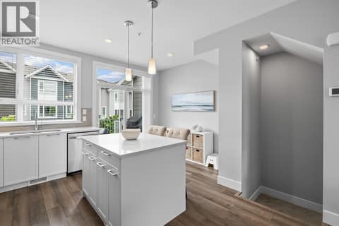 Kitchen at 13098 Shoreline Way Unit# 62, Lake Country North West