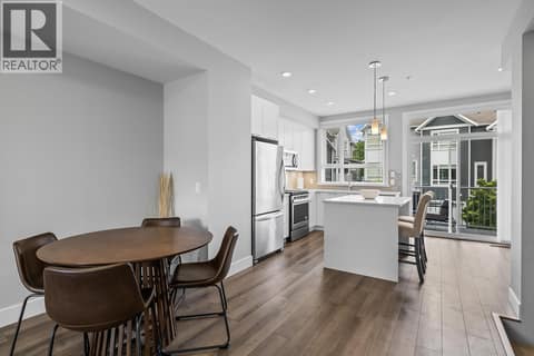 Kitchen & Dining at 13098 Shoreline Way Unit# 62, Lake Country North West