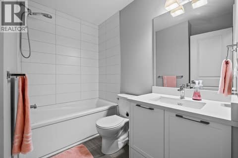 Second Upper Level Bathroom at 13098 Shoreline Way Unit# 62, Lake Country North West