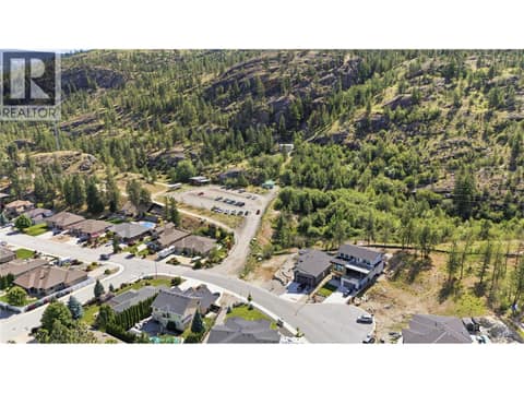 Photo 6 of 3232 EVERGREEN Drive, Wiltse/Valleyview, Penticton