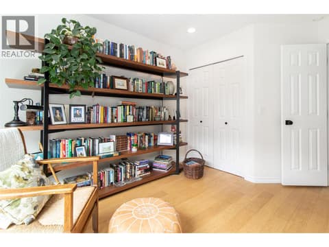 Photo 21 of 621 Cassiar Road, Dilworth Mountain, Kelowna