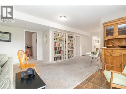 Photo 32 of 621 Cassiar Road, Dilworth Mountain, Kelowna