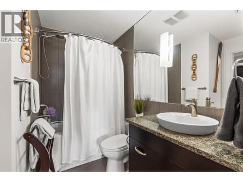Bedroom Ensuite at 7343 Okanagan Landing Road Unit# 1118, Okanagan Landing, Vernon