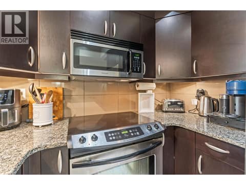 Kitchen at 7343 Okanagan Landing Road Unit# 1118, Okanagan Landing, Vernon