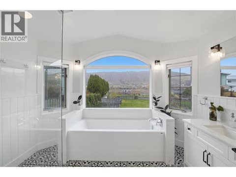 Photo 39 of 2578 Thompson Drive, Valleyview, Kamloops