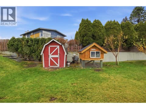 Photo 6 of 2578 Thompson Drive, Valleyview, Kamloops