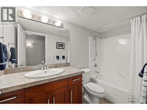 4-piece bathroom nearby gym and guest bedroom. at 10726 Nighthawk Road Unit# 60, Lake Country North West