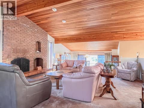 Photo 11 of 4610 37th Street, Osoyoos Rural