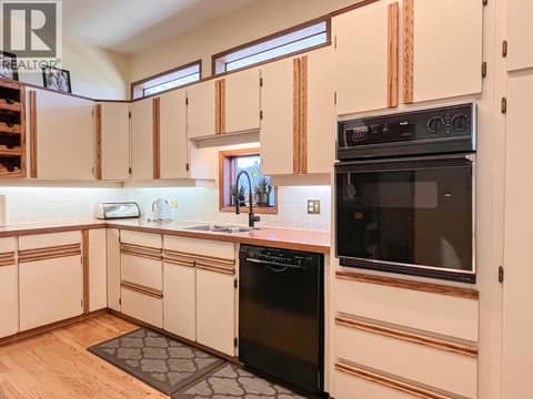 Photo 23 of 4610 37th Street, Osoyoos Rural