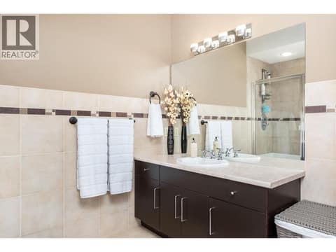 Photo 24 of 904 33 Avenue, East Hill, Vernon