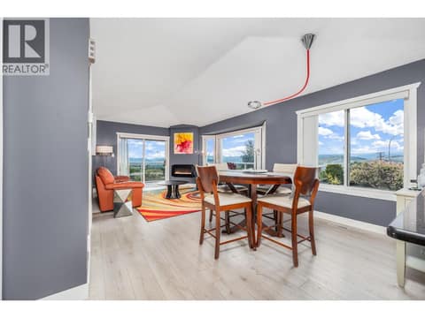 Nice open floor plan for this rancher with walk out basement at 6901 Manning Place Unit# 3, Foothills, Vernon