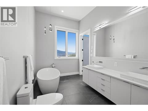 Photo 13 of 1106 SYER Road, Columbia/Duncan, Penticton