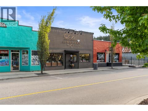 Photo 48 of 608 Cliff Avenue, Enderby / Grindrod