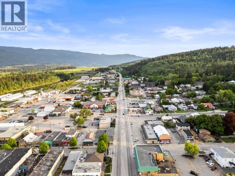 Photo 55 of 608 Cliff Avenue, Enderby / Grindrod
