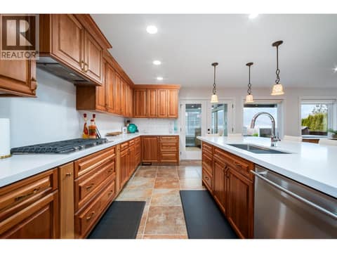 Ample storage! at 955 Gable Road, Lake Country North West