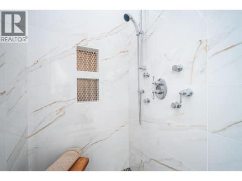 Spa like shower in ensuite!! at 955 Gable Road, Lake Country North West