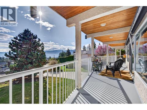 Photo 3 of 3716 Salloum Road, Glenrosa, West Kelowna