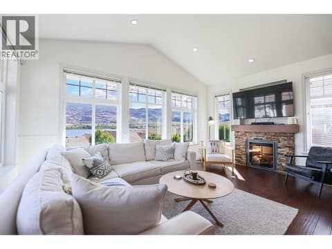 Photo 10 of 2450 Radio Tower Road Unit# 204, Oliver Rural